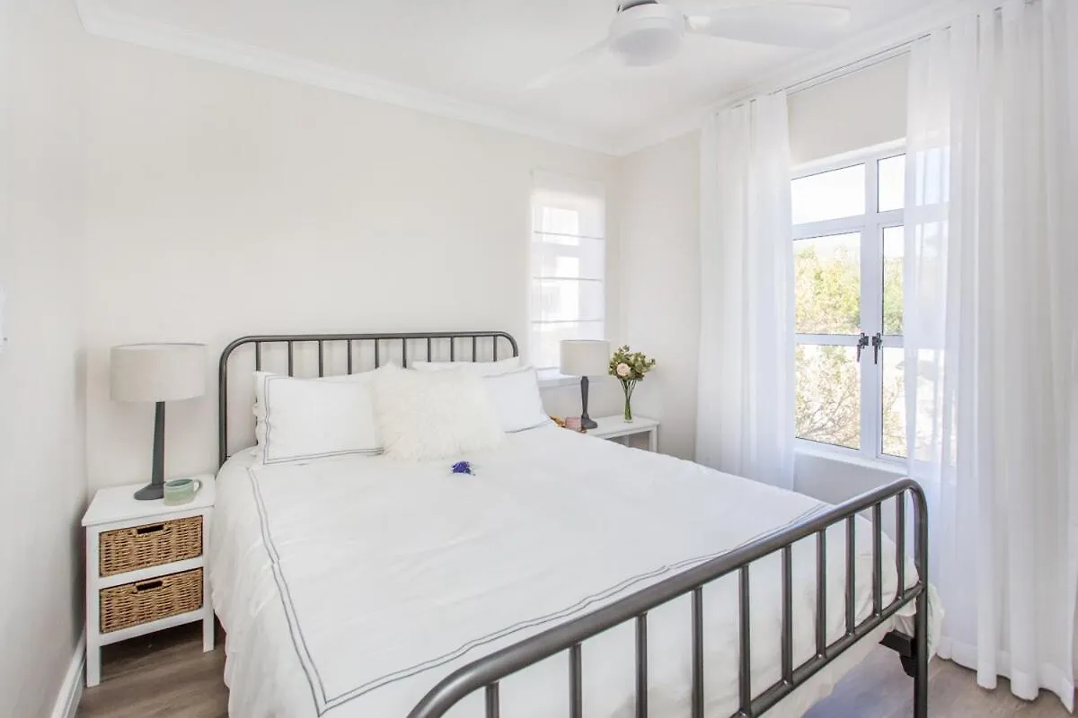 Charming Houtbay Hideaway - Pool Apartment Hout Bay South Africa