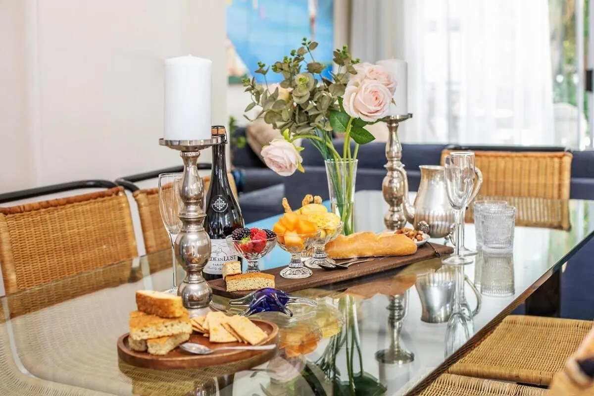 Charming Houtbay Hideaway - Pool Apartment Hout Bay