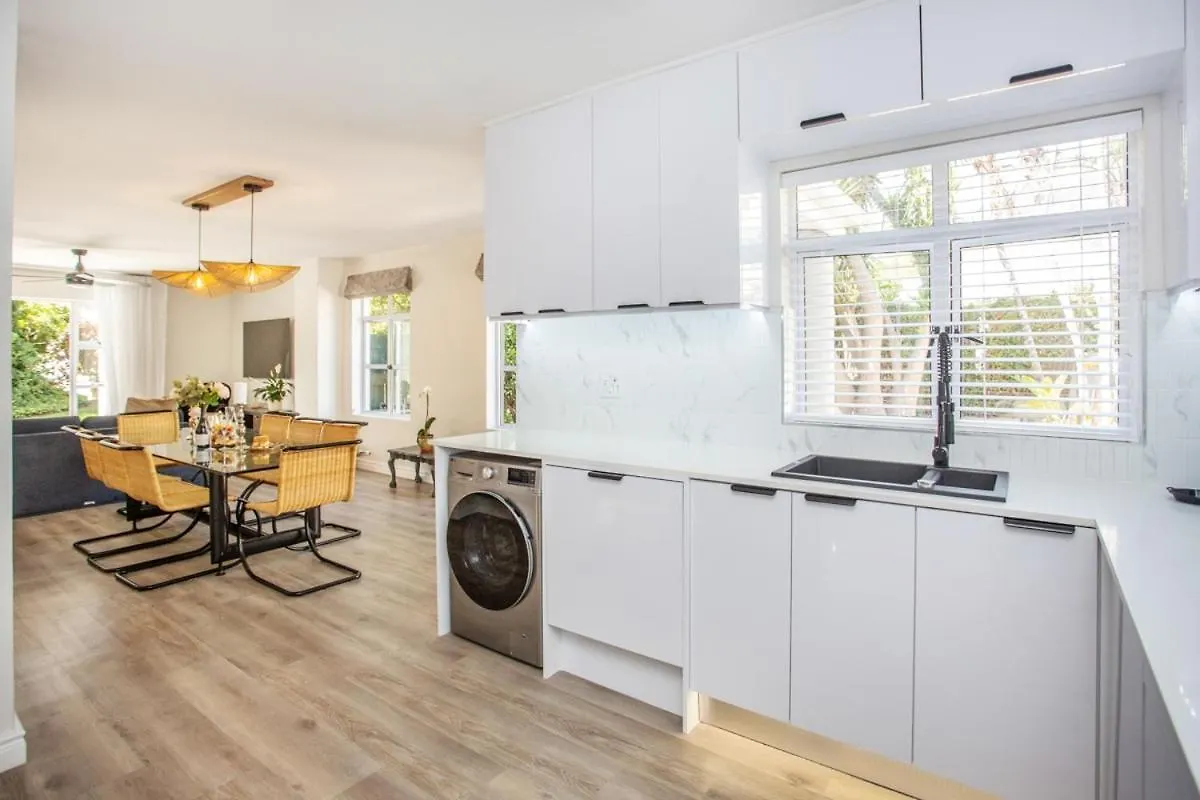 Charming Houtbay Hideaway - Pool Apartment Hout Bay