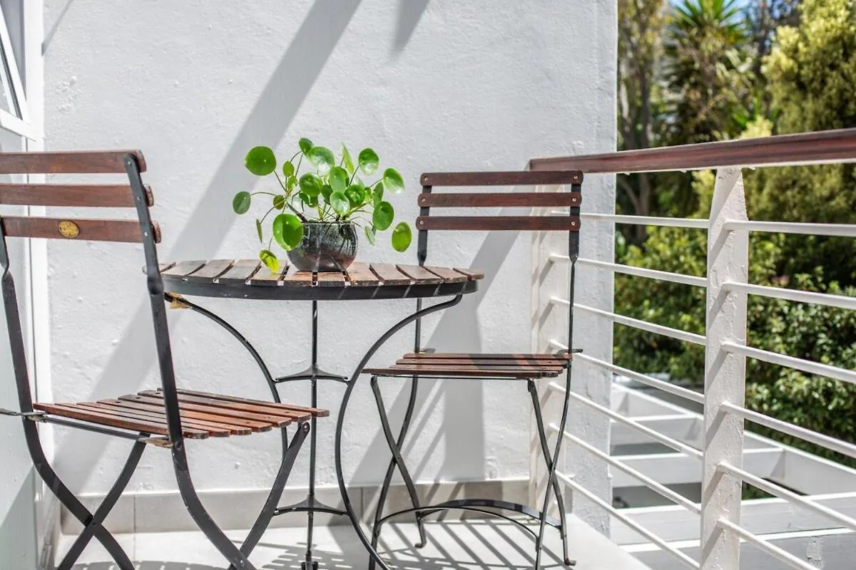 Charming Houtbay Hideaway - Pool Apartment Hout Bay